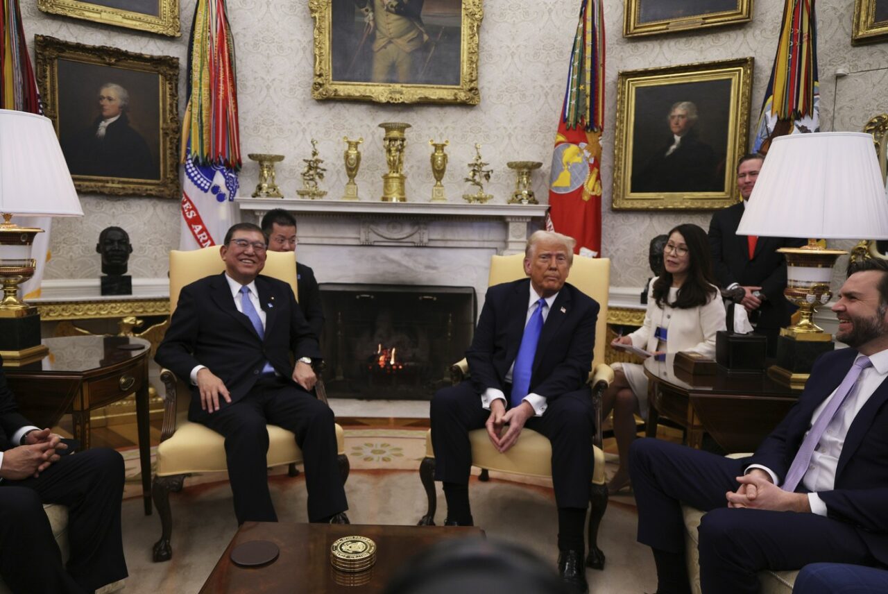 TRUMP își nuanțează afirmațiile despre Fâșia Gaza: „Nu este nicio grabă”, va fi „o investiție” pentru „crearea păcii”