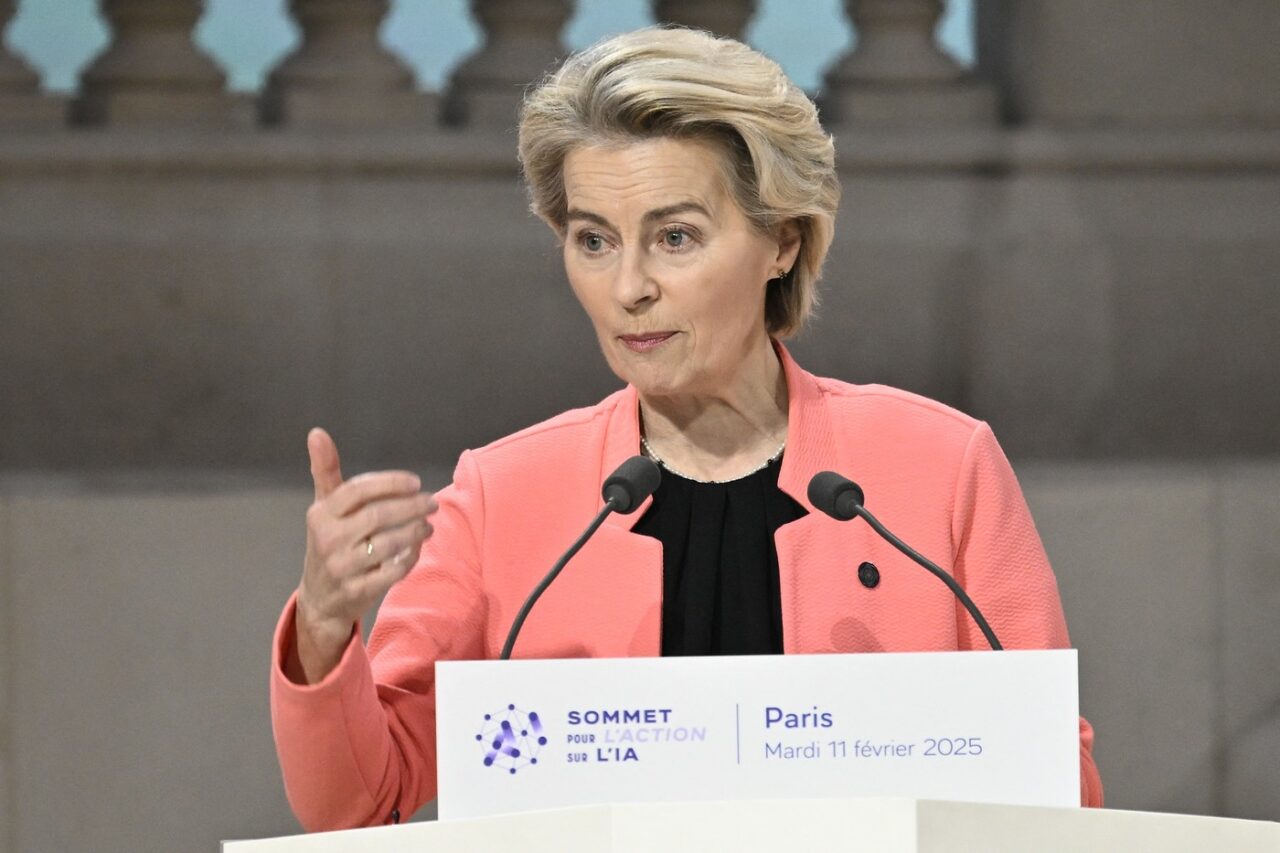 Ursula von der Leyen despre taxele vamale “nejustificate” impuse de Trump: “Vor declanșa contramăsuri FERME și proporționale”