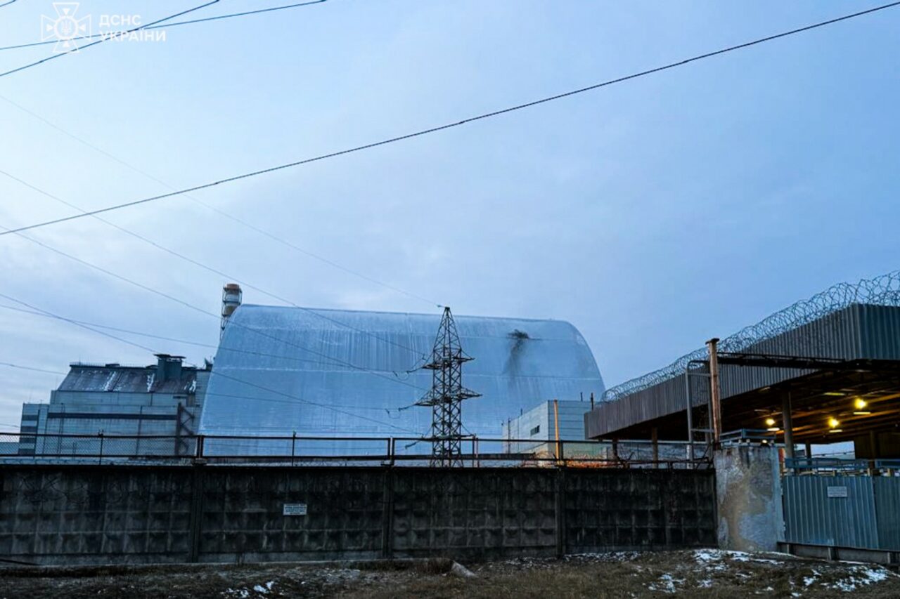 Zelenski: Forțele ruse au LOVIT fosta centrală nucleară de la Cernobîl