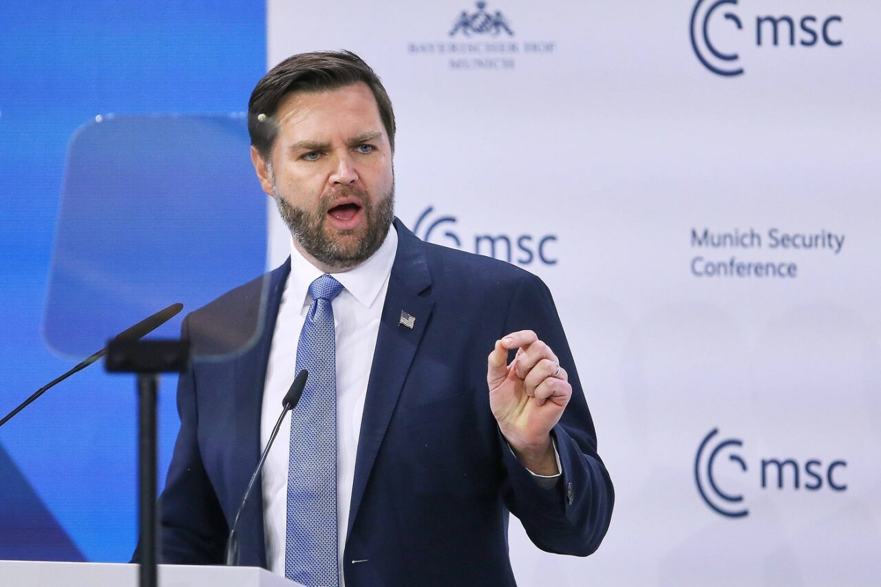 Gușă: Oamenii lui Trump ocolesc România, nimeni nu-l pomenește pe Georgescu! Nu-i o veste bună pentru Călin Georgescu