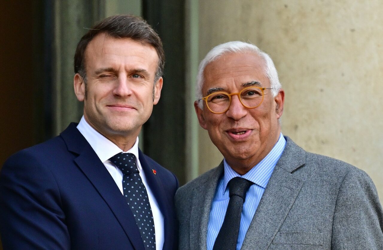 The Guardian: EUROPA trebuie să se apere, în contextul retragerii SUA / Răspunsul ar putea fi oferta nucleară a lui Macron