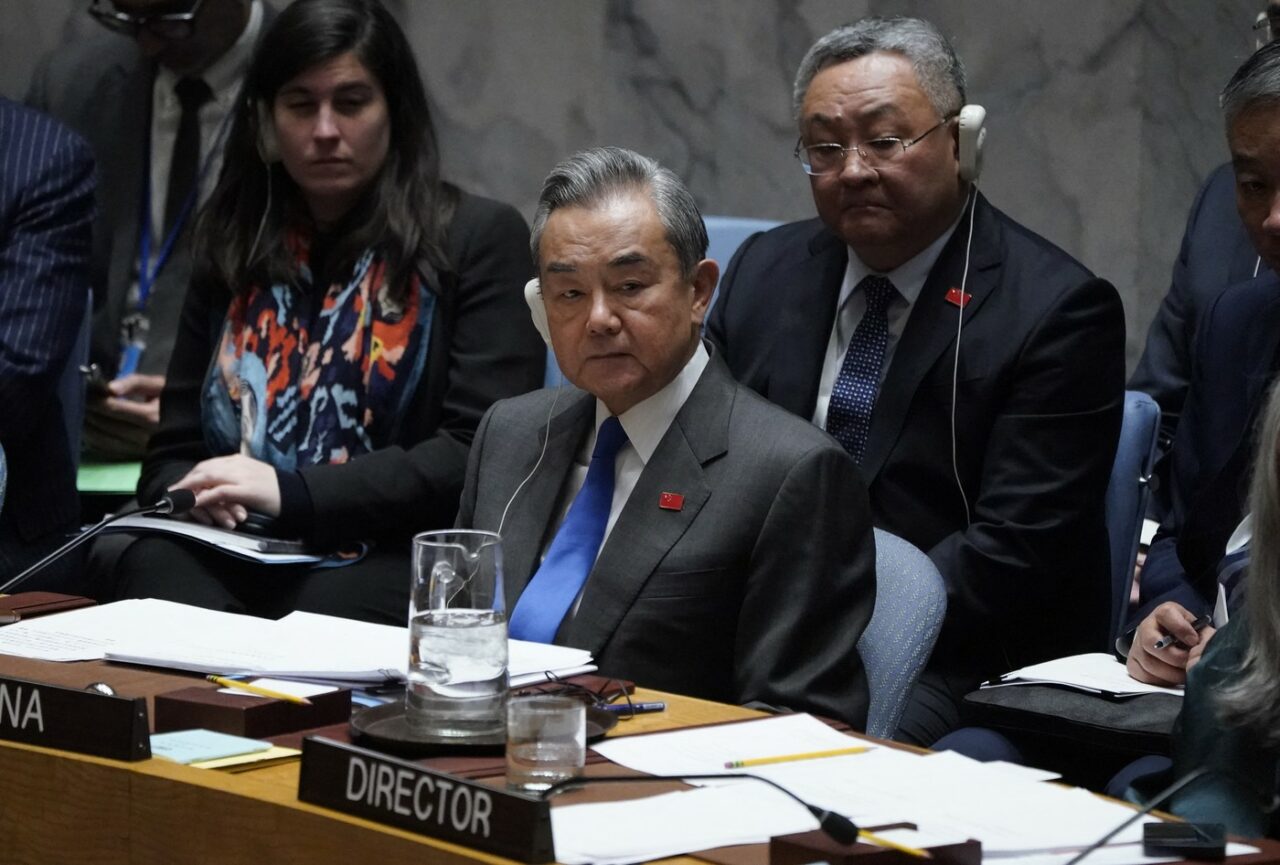 China se exprimă cu privire la negocierile de pace din Ucraina și la TENSIUNILE din Orientul Mijlociu