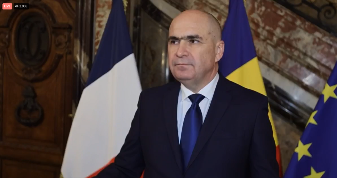 Bolojan, după discuția cu Macron: A fost o întâlnire foarte bună. Am reconfirmat stabilitatea prezenței MILITARE franceze în România