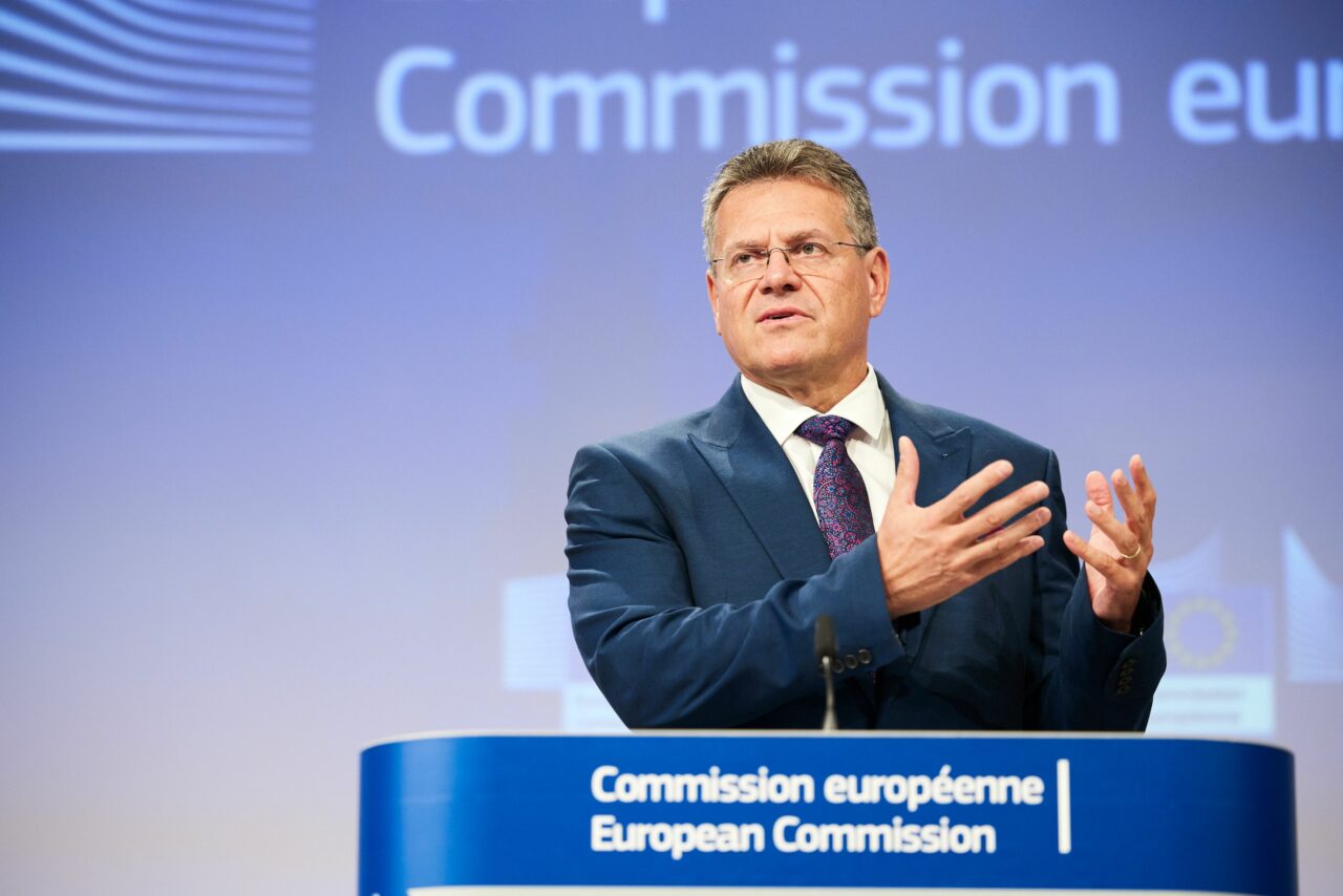 Comisarul european pentru comerț face APEL la dialog în relația cu SUA: americanii au disponibilitatea de a reduce taxele prin negociere