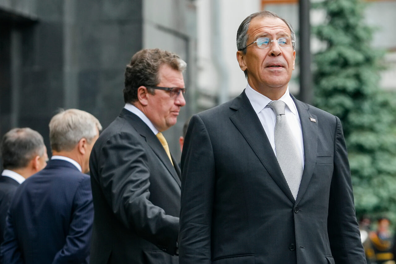 Serghei Lavrov: Trump este singurul lider occidental care recunoaşte că susţinerea aderării Ucrainei la NATO este cauza Războiului din Ucraina