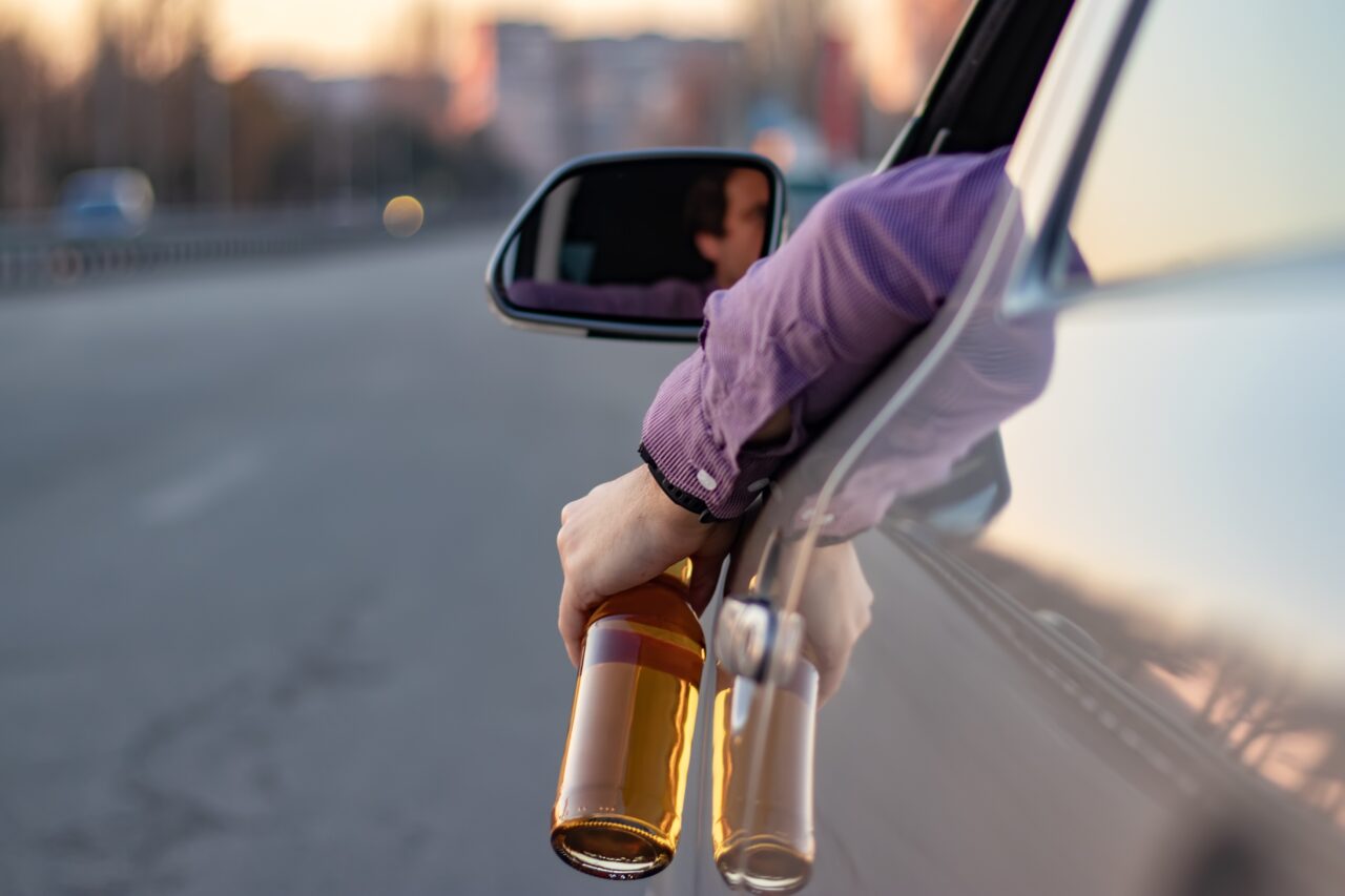 Rămâi fără permis dacă bei bere fără alcool? Detaliul care nu ar trebui ignorat de șoferi