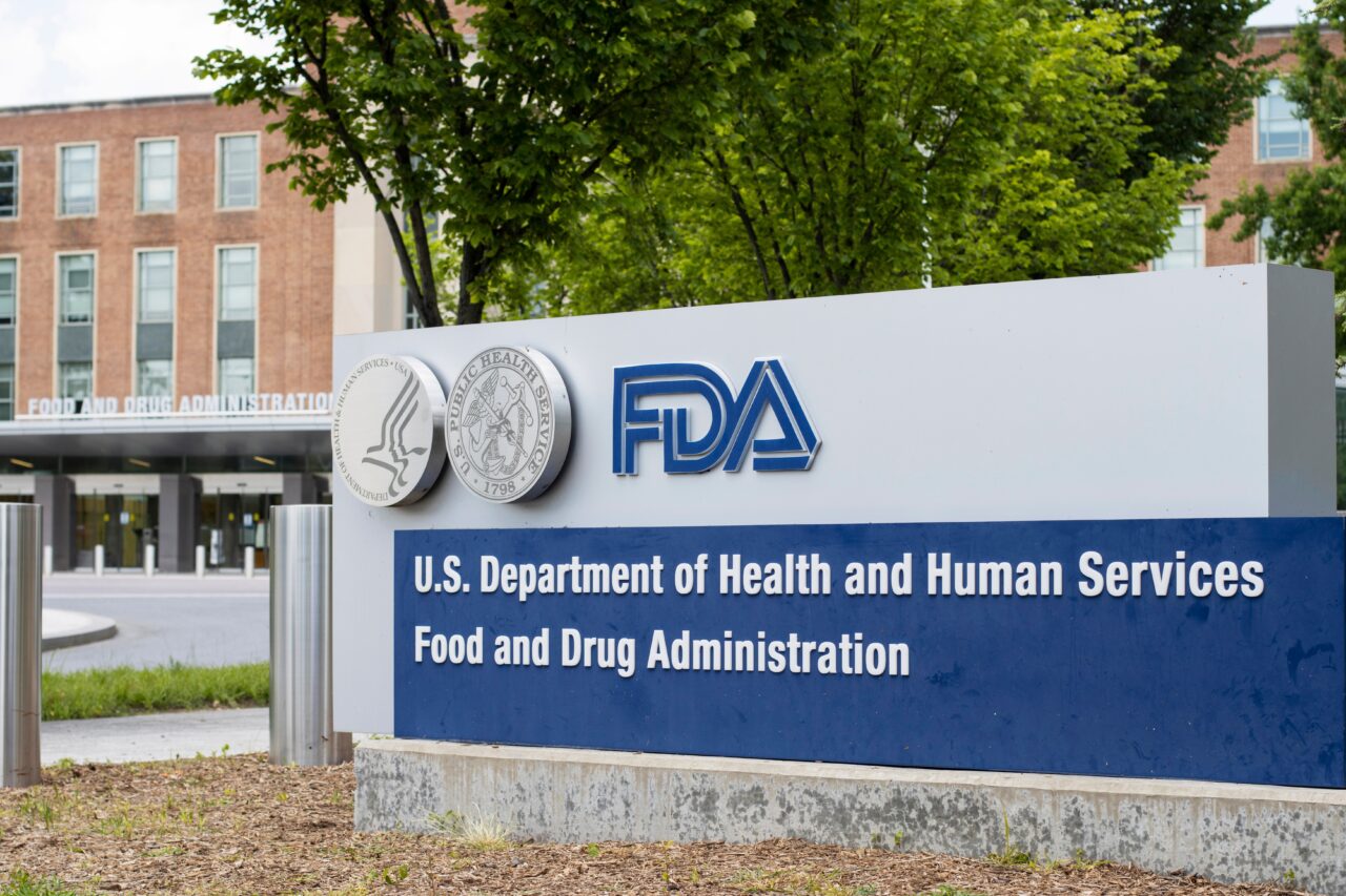 Angajații FDA ar fi primit de la Administrația Trump o listă de cuvinte interzise. Printre ele, „femeie”, „vârstnic” sau „persoană cu dizabilități”