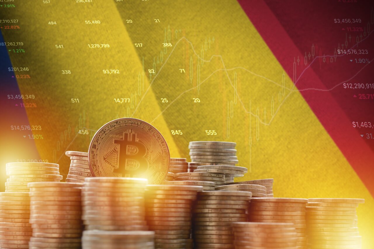 Guvernul vrea să monitorizeze și să TAXEZE tranzacțiile în care sunt folosite criptomonede