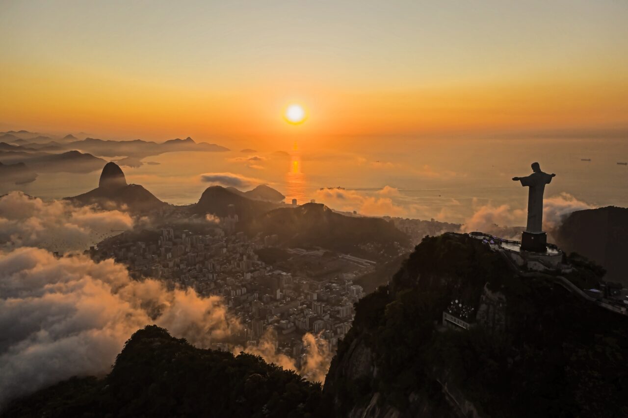 America de Sud este sub alertă caniculară. La Rio de Janeiro, în pragul festivalului, temperatura maximă a ajuns la 44 grade Celsius