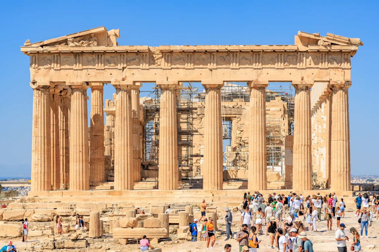 Grecia, detronată de o țară ASIATICĂ în preferințele românilor: Peste 1 milion de turiști au vizitat-o. Care oraș a fost cel mai vizitat