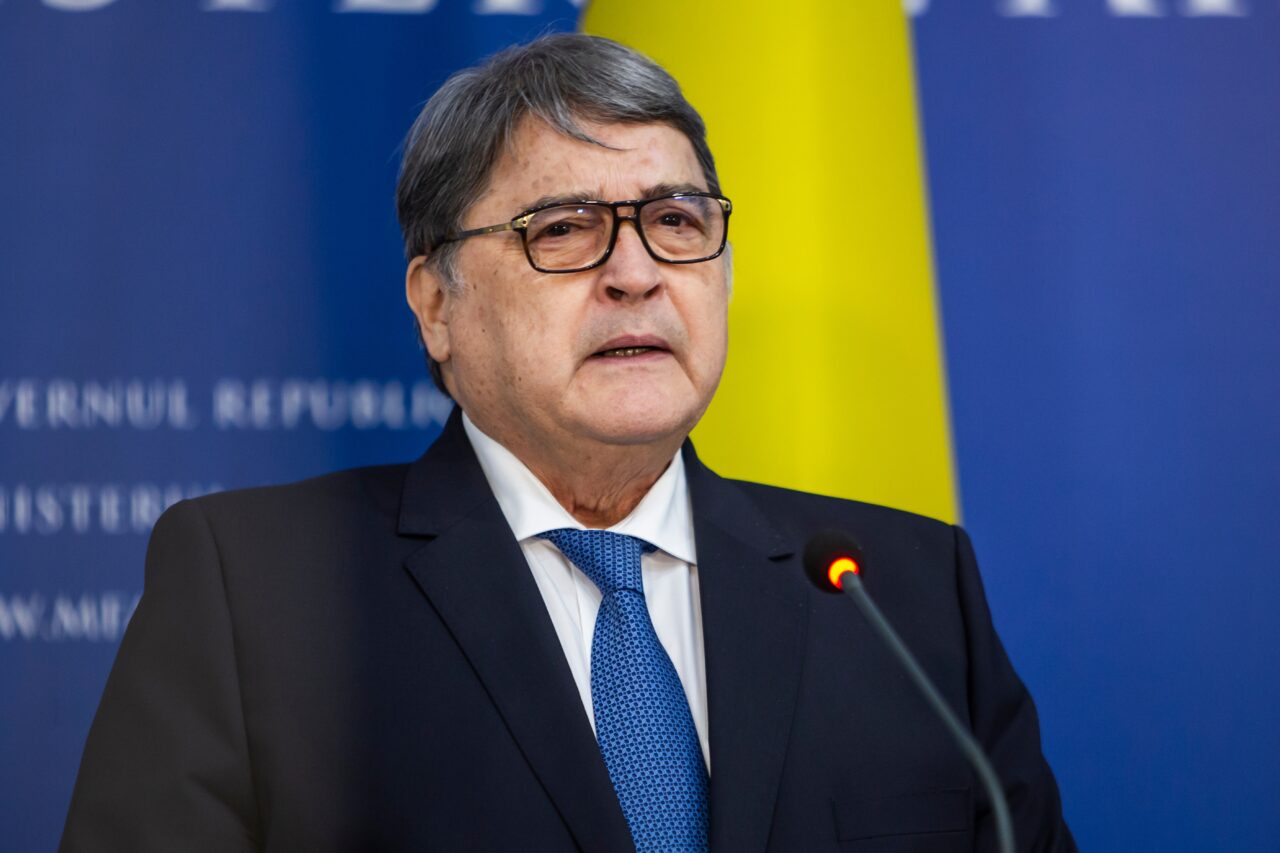 Emil Hurezeanu, la reuniunea CAE, a cerut înăsprirea regimului de sancțiuni împotriva Rusiei. Ce mesaj a transmis Moscovei șeful diplomației române
