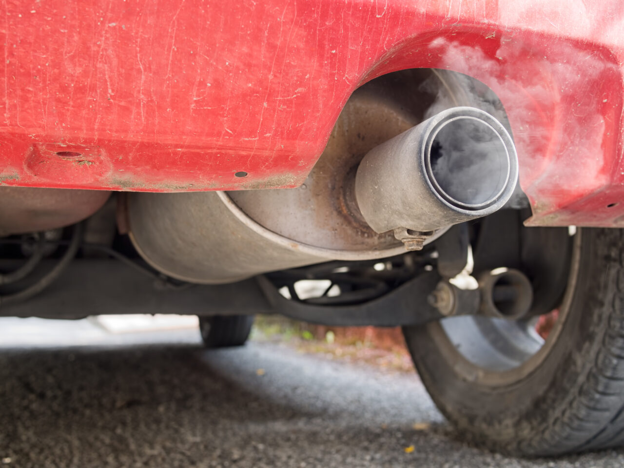 DIESELUL rămâne preferatul românilor / Peste 3 milioane de mașini VECHI circulă pe drumurile României