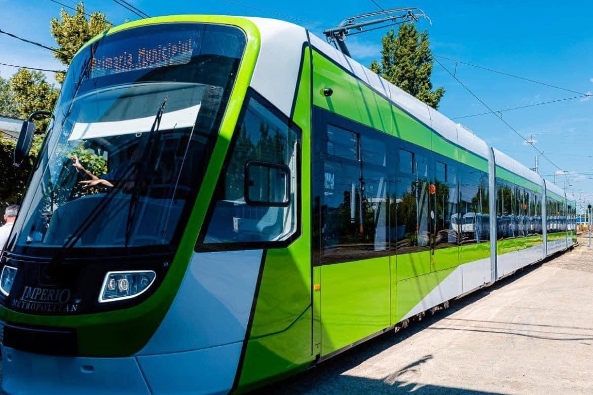TRAMVAI deraiat în Capitală. Circulația pe liniile 19, 27 și 40 este afectată. Ce alternative au călătorii