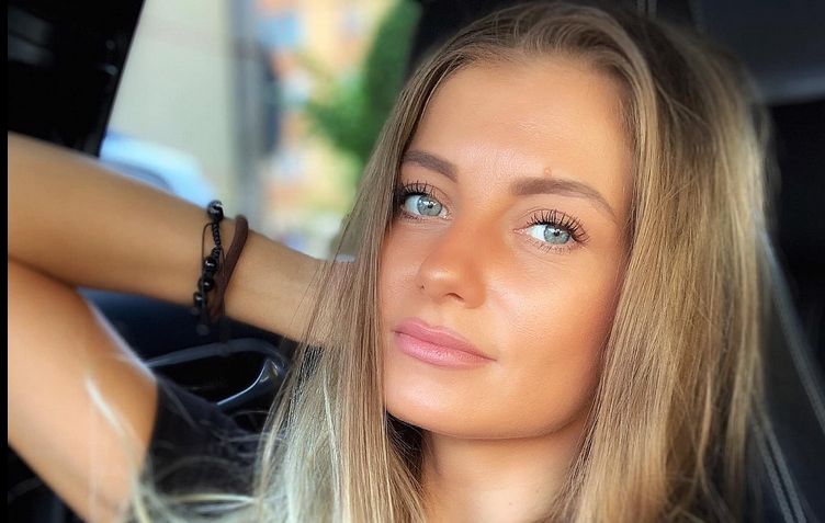Cum a ajuns Sylvia să cânte în trupa A.S.I.A. ”M-am dus la acel casting DE RUȘINE”