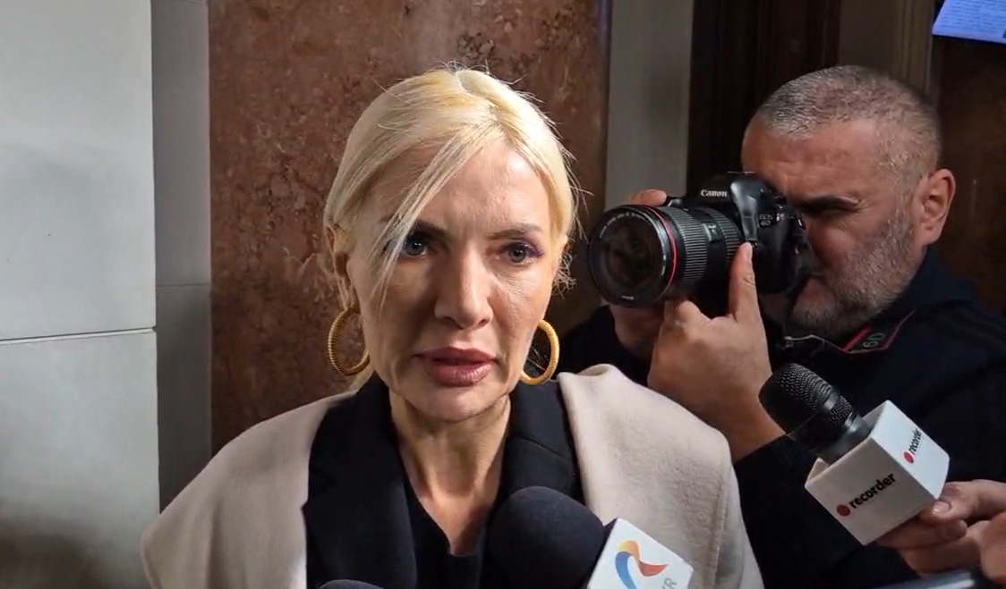 Ce spun angajații Nordis despre Laura Vicol în interceptările DIICOT: „Lasă, că a luat GENTUȚE și s-a plimbat bine”
