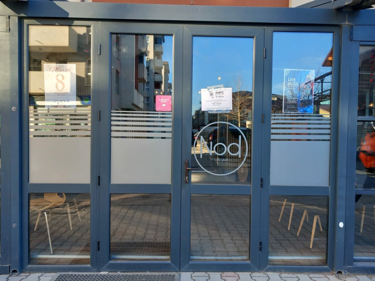 Restaurant din Popești-Leordeni, închis de ANPC după ce a găsit alimente expirate și mizerie. A fost aplicată o amendă de 10.000 lei