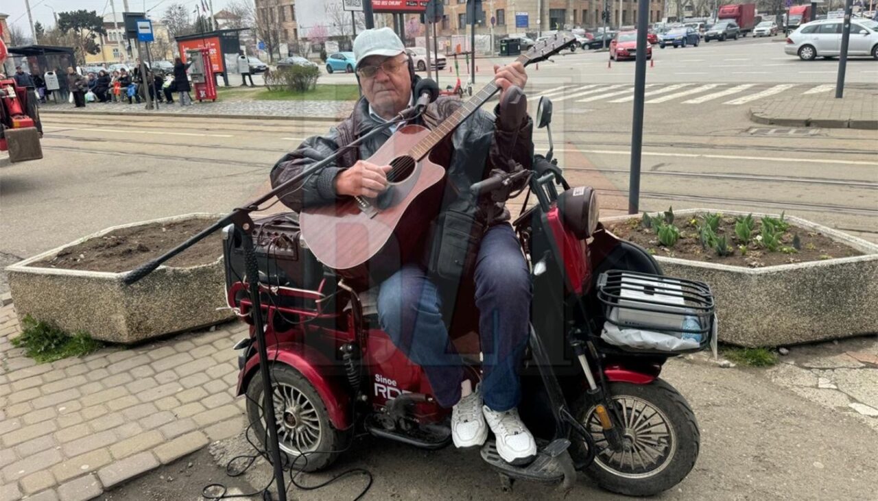 Îl recunoști? Cine e, de fapt, acest cerșetor din IAȘI. În tinerețe, era un artist faimos
