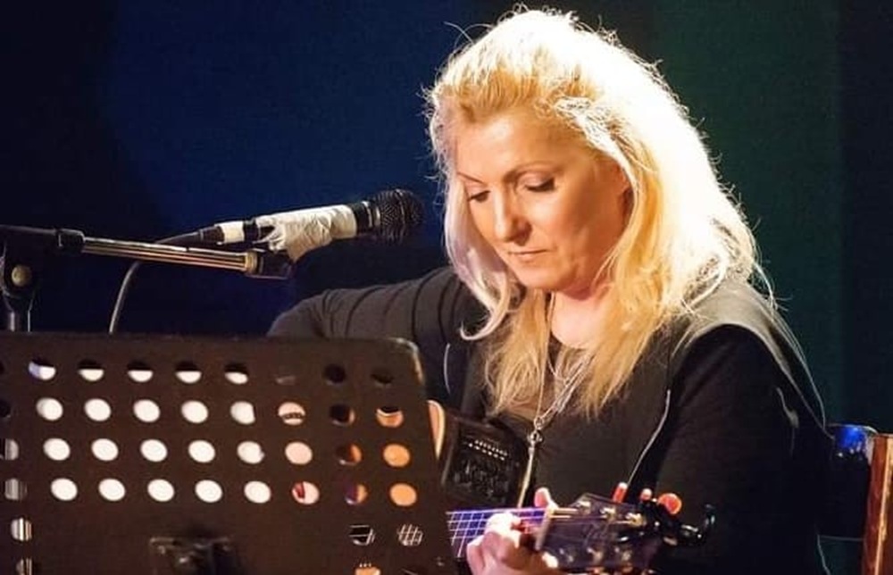 Concertul artistei folk Maria Gheorghiu, ANULAT, după ce a fost acuzată că face parte dintr-o organizație LEGIONARĂ