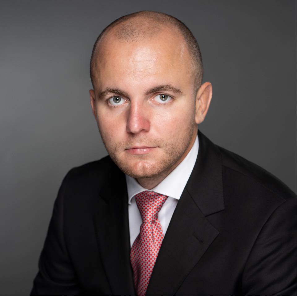 Andrei Gușă (SOS) îi cere EXPLICAȚII lui Bolojan: Să clarifice în ce fel se alătură România „Coaliției Voluntarilor pentru Ucraina” lansată de Starmer