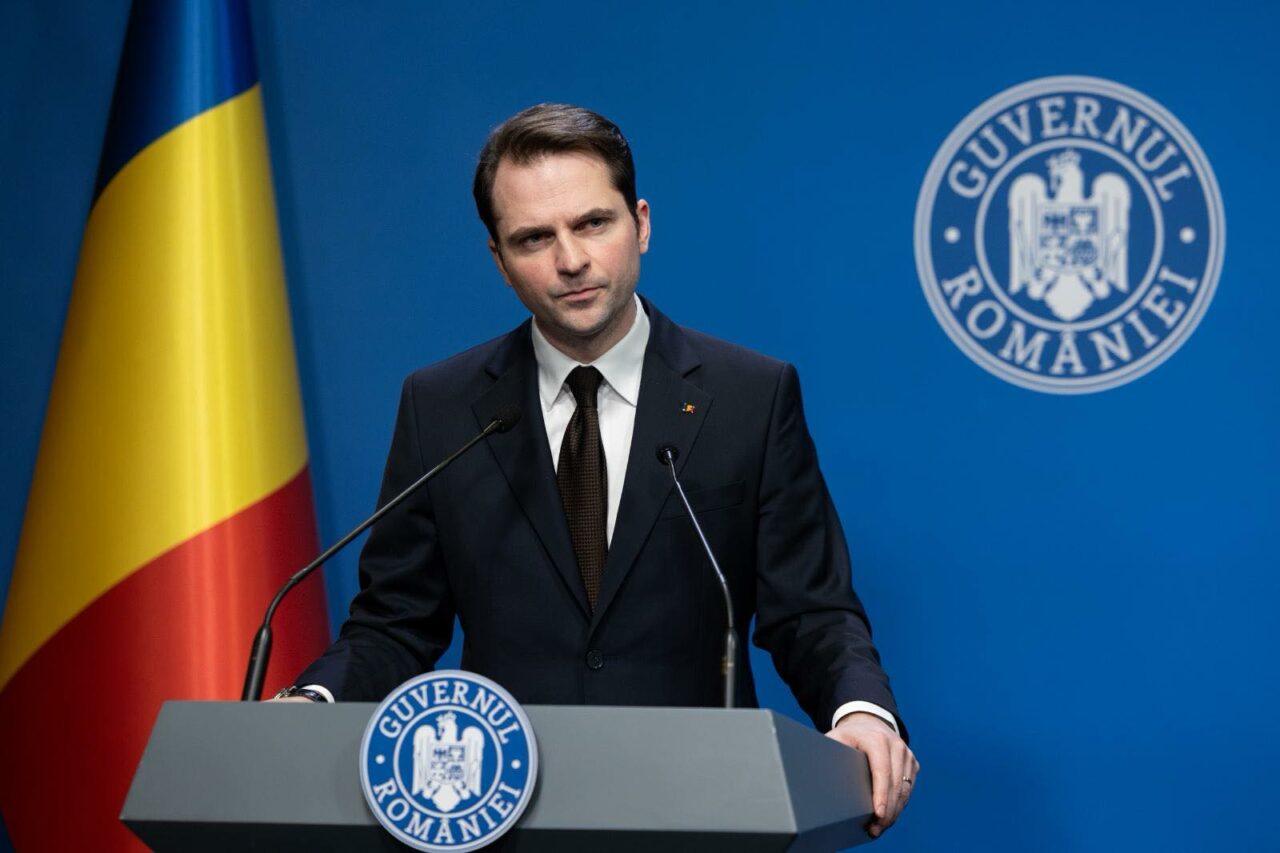Sebastian Burduja se războiește cu ONG-urile: Le solicit directorilor din energie să ceară daune-interese împotriva acțiunilor cu rea-credință