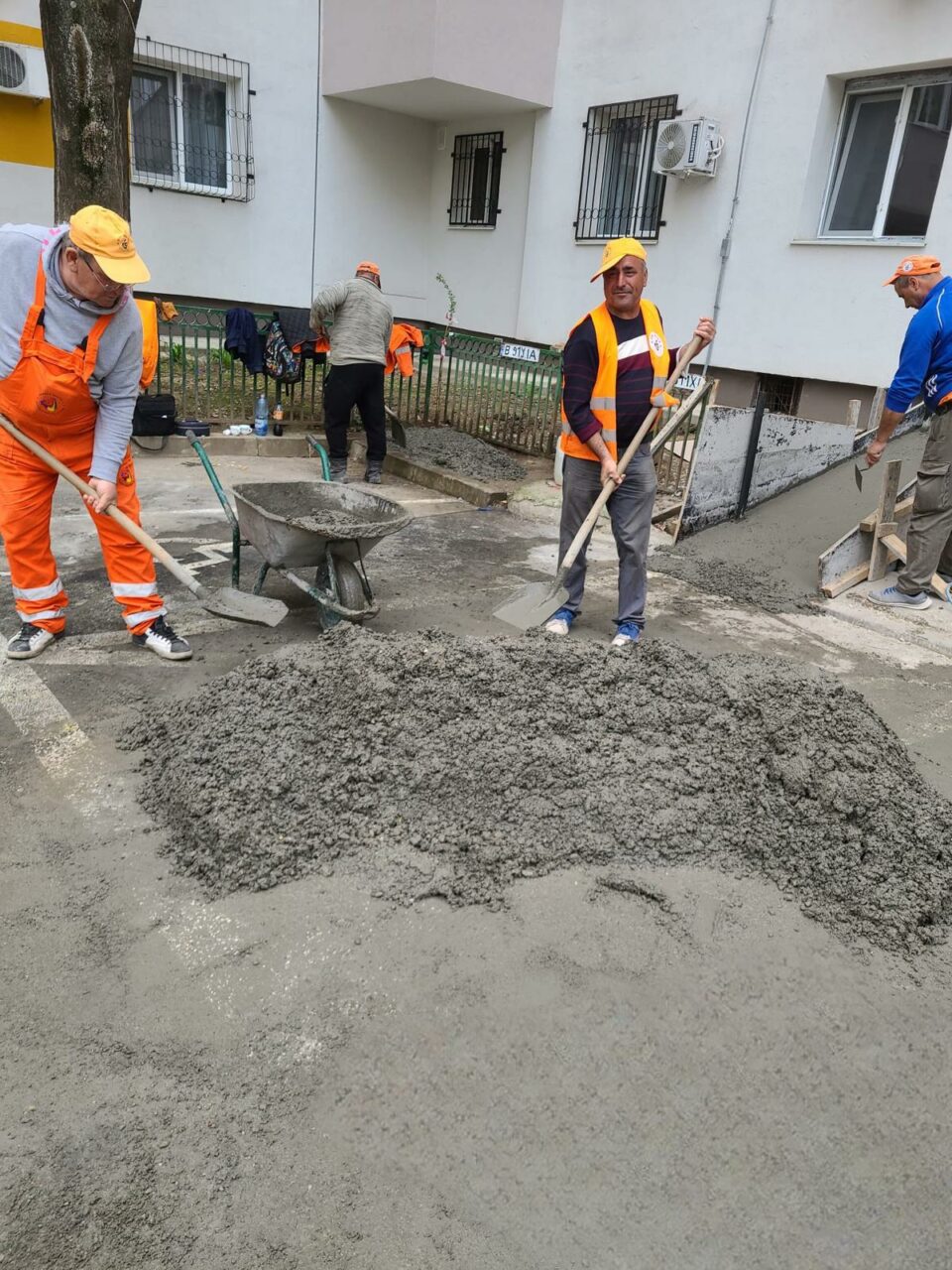 INFRASTRUCTURĂ S5 SA: O nouă rampă pentru copiii cu dizabilități îngrijiți de DGASPC, pe strada Dumbrava Nouă (P)