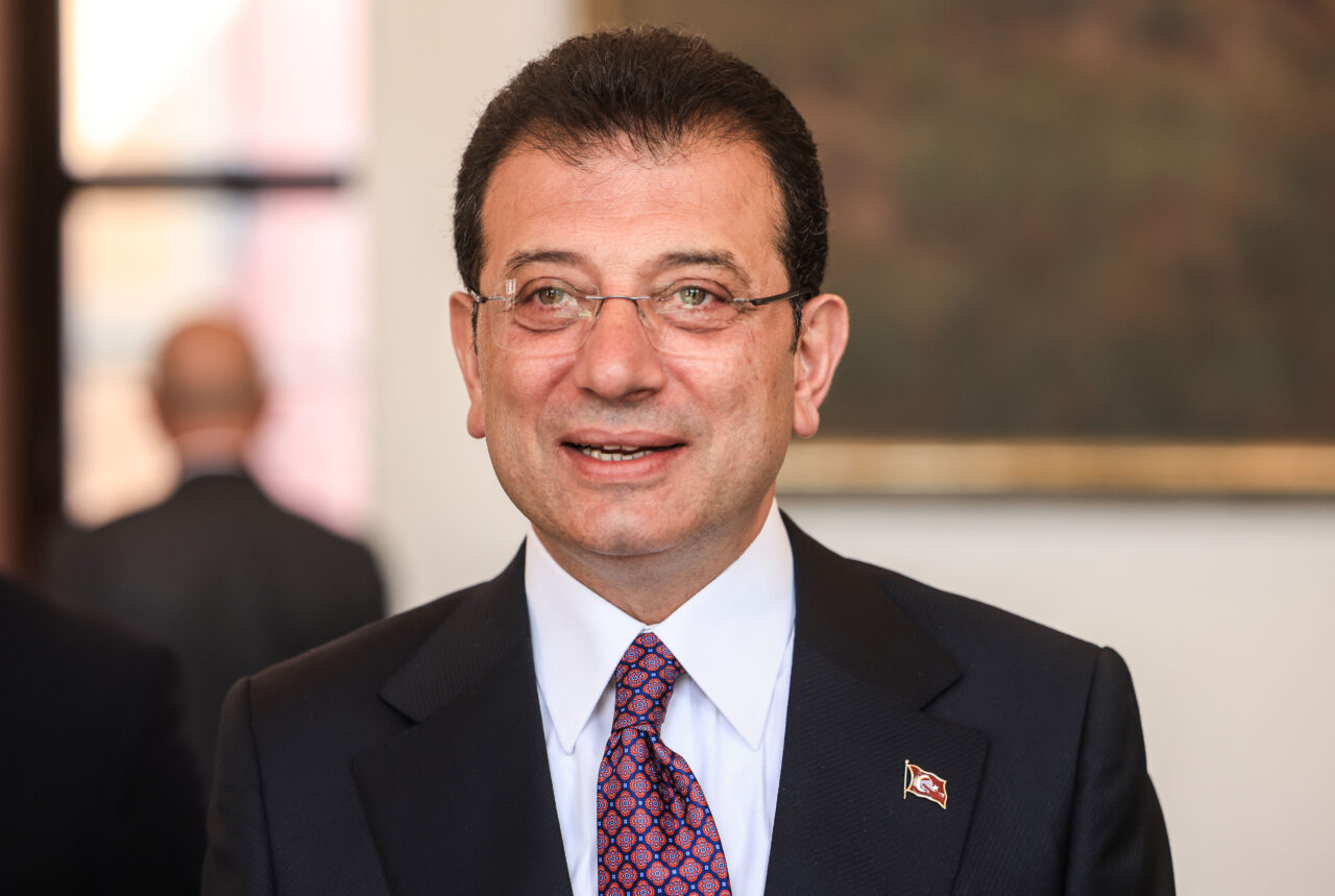 Ekrem Imamoglu, primarul Istanbulului, ÎNCARCERAT în așteptarea procesului