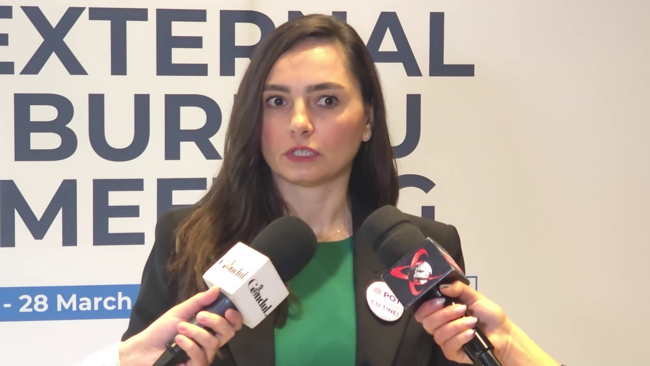 Gavrilă EXPLICĂ absența lui Georgescu de la protestul organizat de ziua sa: „Nu s-a depărtat de misiune, ci își adună forțele”