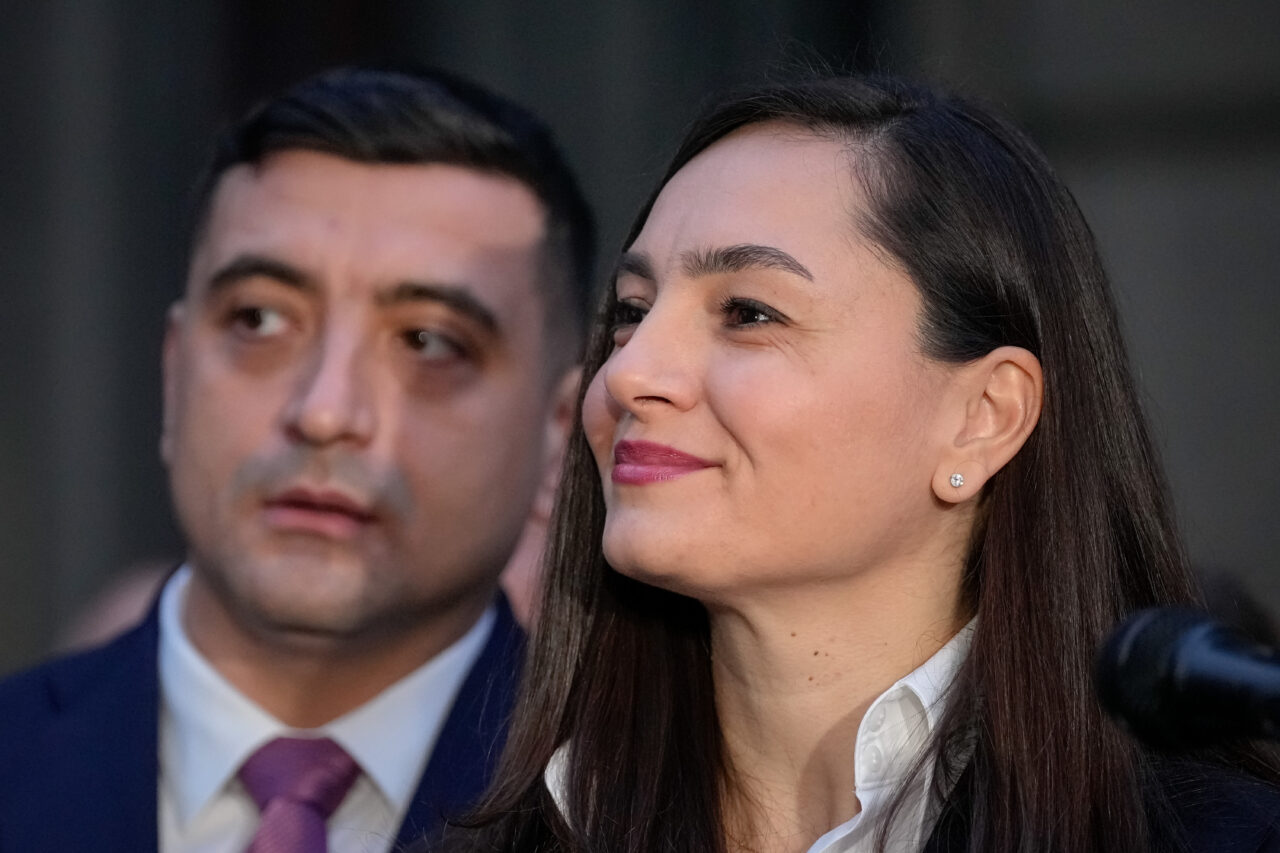 Anamaria Gavrilă, ironică după contestația la CCR: „Ne bucurăm că este o contestație, să nu zică cineva că sunt a sistemului”