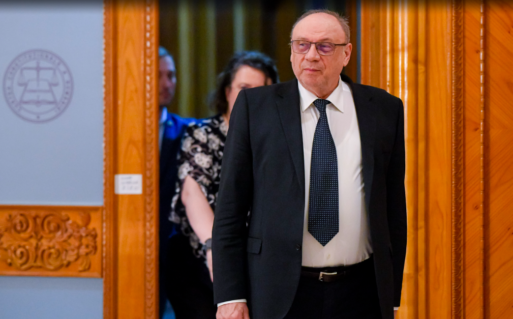 Cei nouă judecători ai CCR au respins în UNANIMITATE contestațiile de susținere pentru Călin Georgescu. Documentul OFICIAL