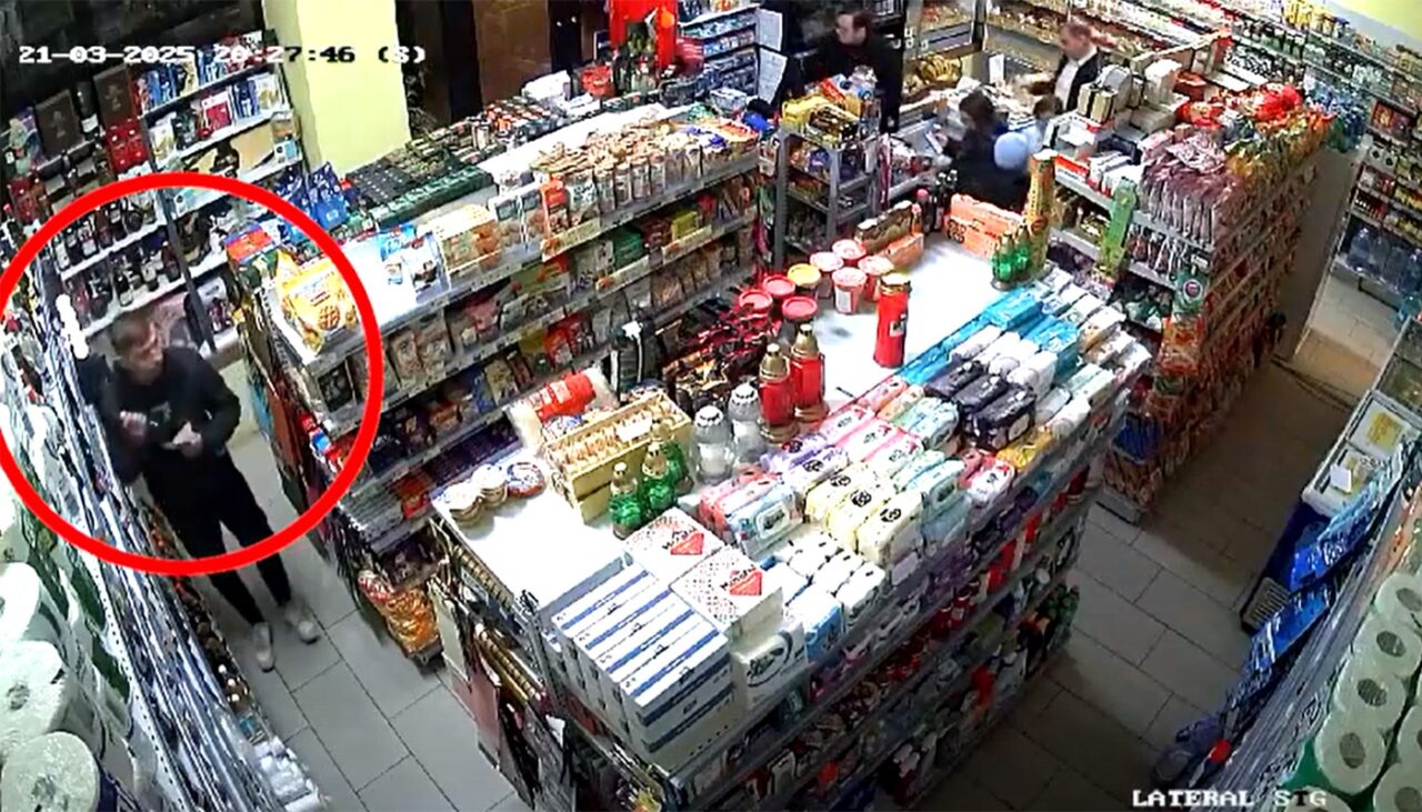 Ce a pățit acest tânăr, după ce a furat o șampanie Moet dintr-un magazin din Vaslui