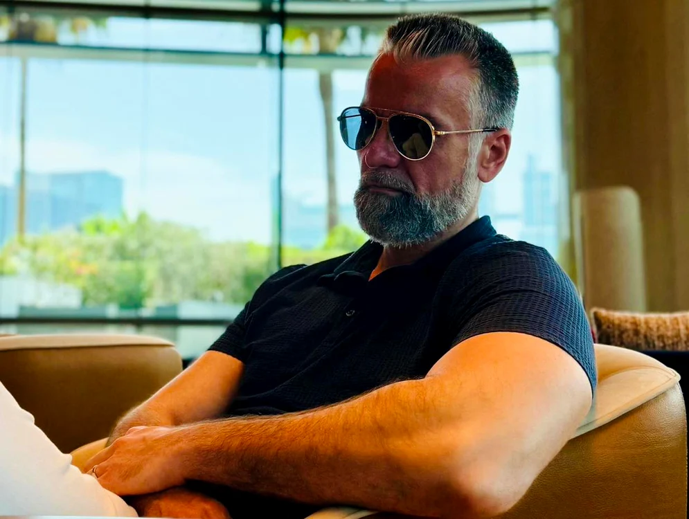Cezar Ionașcu, după ce soția l-ar fi dat afară din casă pentru că a înșelat-o: „A avea pasiuni comune cu o persoană, nu înseamnă AMANTLÂC”