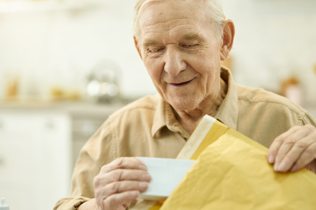 Când primesc pensionarii cu venituri mici ajutorul de 400 de lei. Taloanele au fost deja tipărite