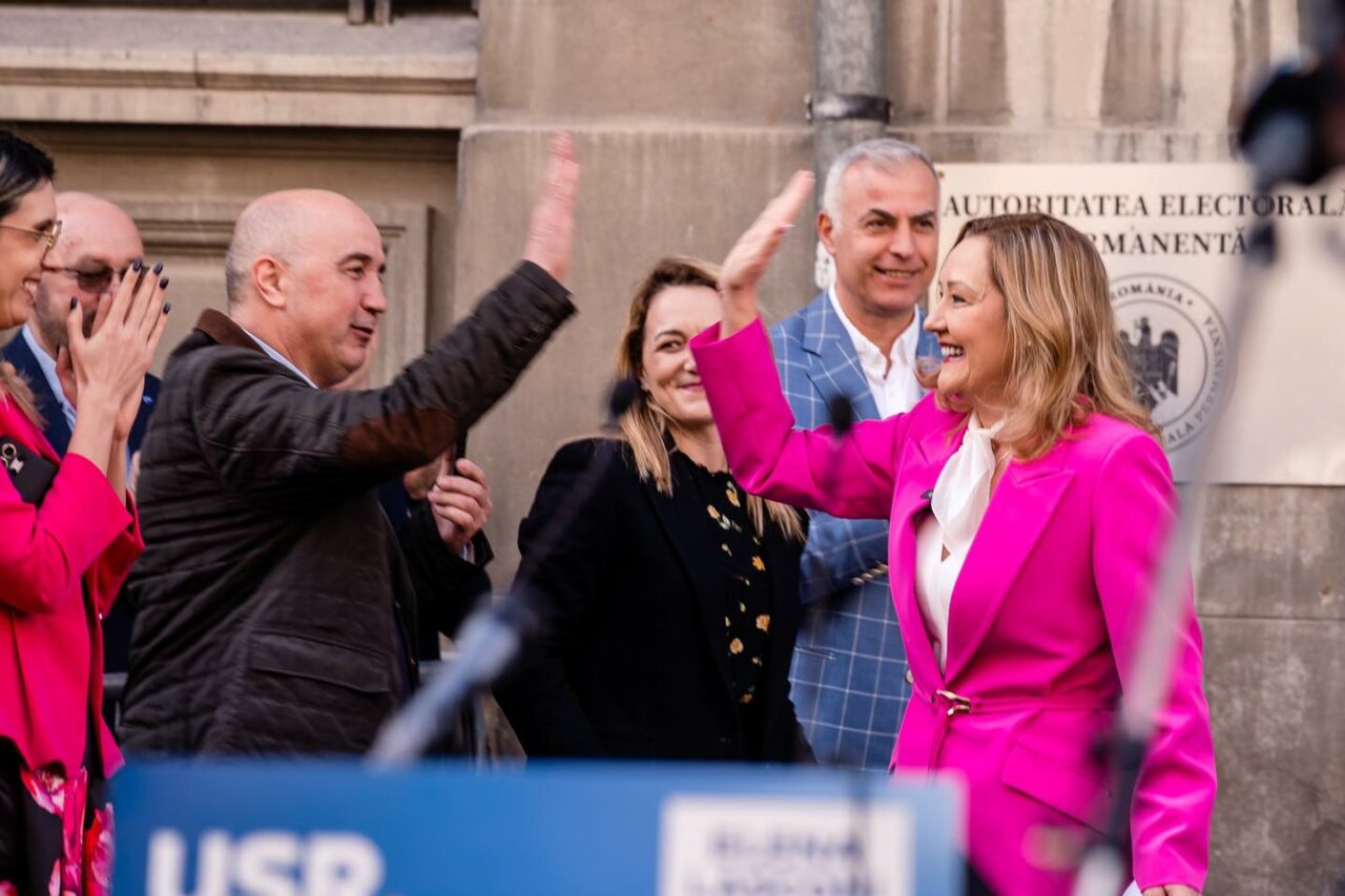 Elena Lasconi, după ce BEC i-a validat candidatura: „Eu voi lupta pentru a continua această direcție, pentru o țară mai dreaptă și mai prosperă”