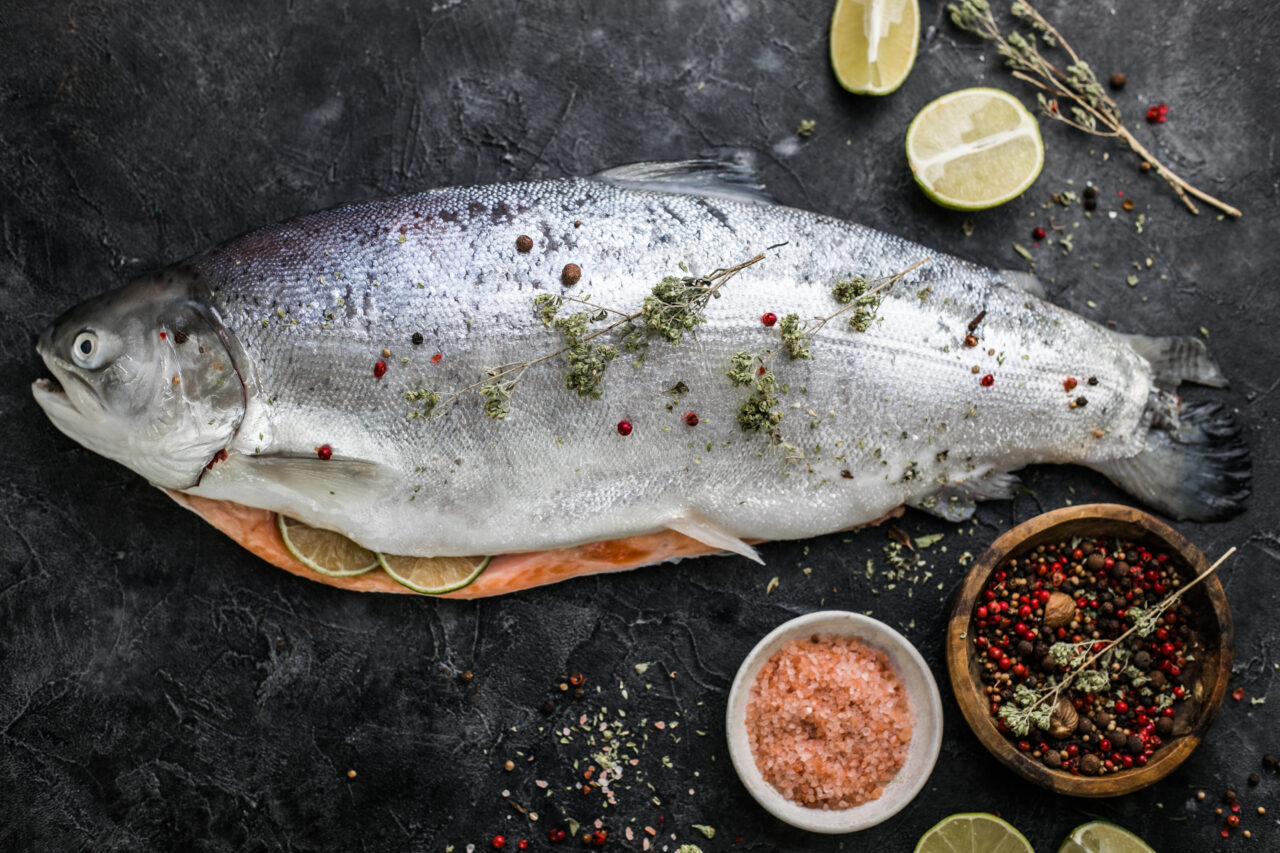 Ce pește conține mai mult Omega-3 și colagen decât somonul și tonul. Este și mai ieftin ca preț