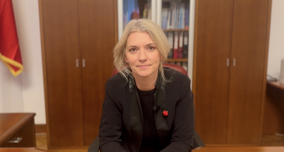 Comisie nouă în Parlament. Alina Gorghiu cere ÎNFIINȚAREA unei comisii pentru combaterea traficului de persoane