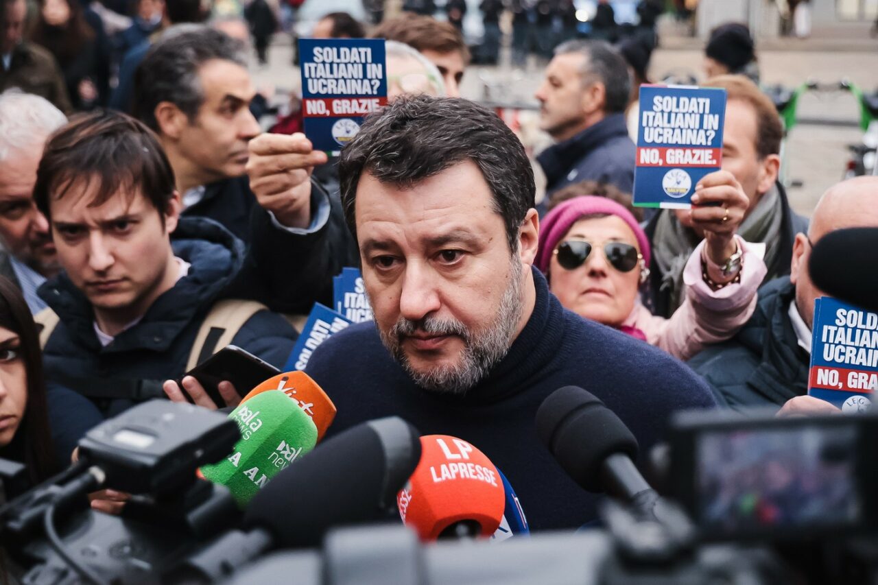Adrian Papahagi îl atacă dur pe Matteo Salvini pentru acuzațiile FALSE venite în susținerea lui Călin Georgescu: „Informează-te sau nu mai minți!”