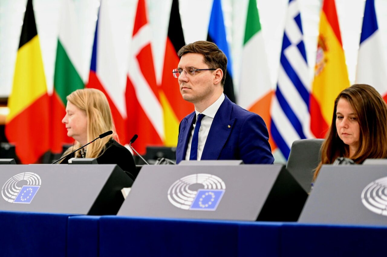 Victor Negrescu: Din cele 150 de miliarde de euro, România trebuie să obţină minim 20 de miliarde de euro