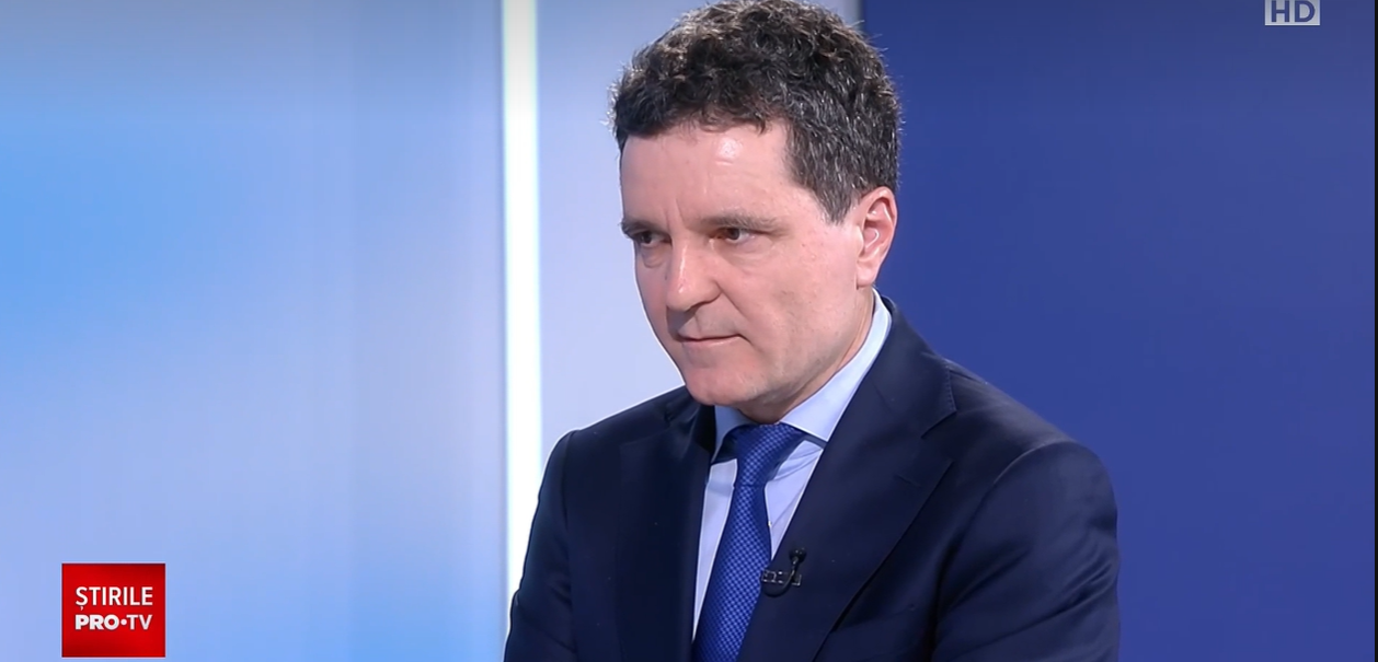 Nicușor Dan, creștin evaziv politic: „Problema LGBT trebuie TRANȘATĂ de societate”