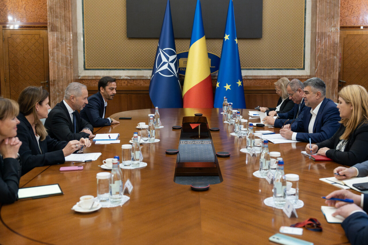 Marcel Ciolacu și Ilie Bolojan se întâlnesc cu șeful OMV. Discuții despre fiscalitate și guvernanță corporativă