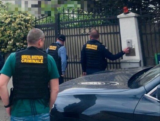 Percheziții la Institutul Național de Medicină Legală din București