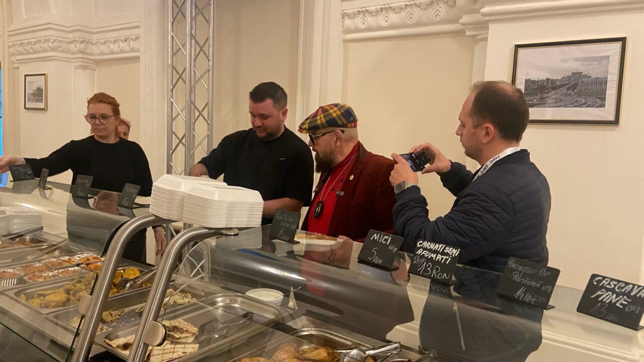 Piedone a închis restaurantul de la Palatul Parlamentului: „E grav, grav”