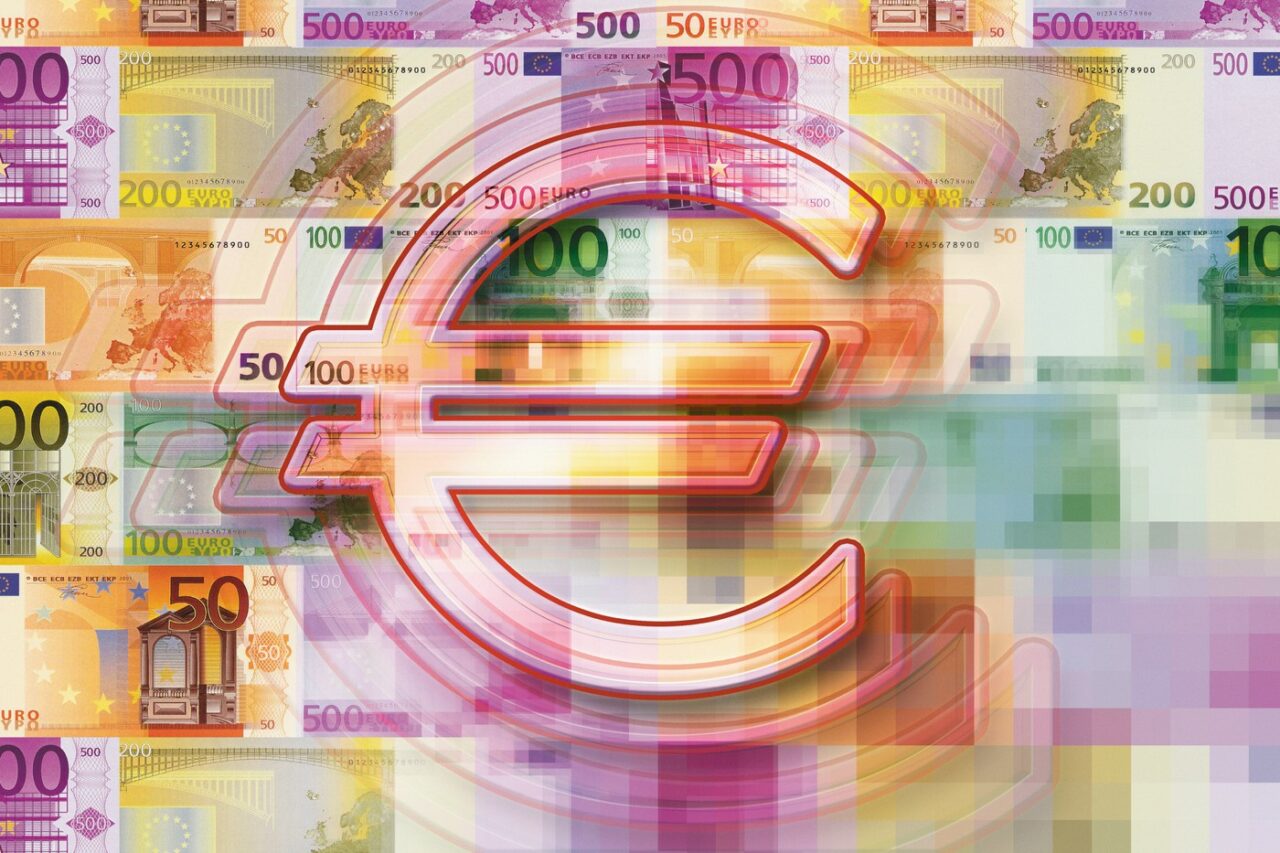 Decizia UE care lovește în portofelele a milioane de europeni. Se pune LIMITĂ la bani. Ce presupune noul sistem de „euro digital”