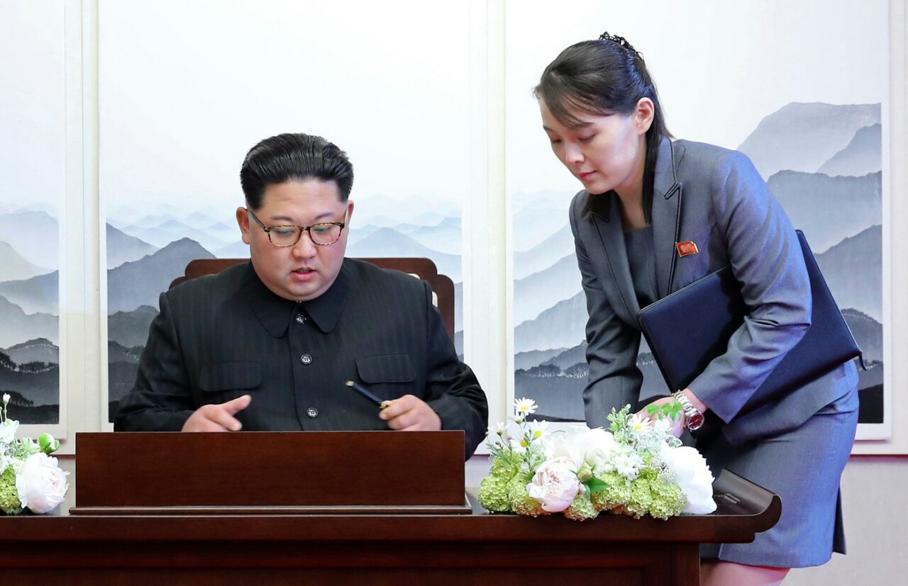 Sora lui Kim Jong-un critică Administrația Trump pentru „politica ostilă” și justifică dezvoltarea armamentului NUCLEAR în Coreea de Nord
