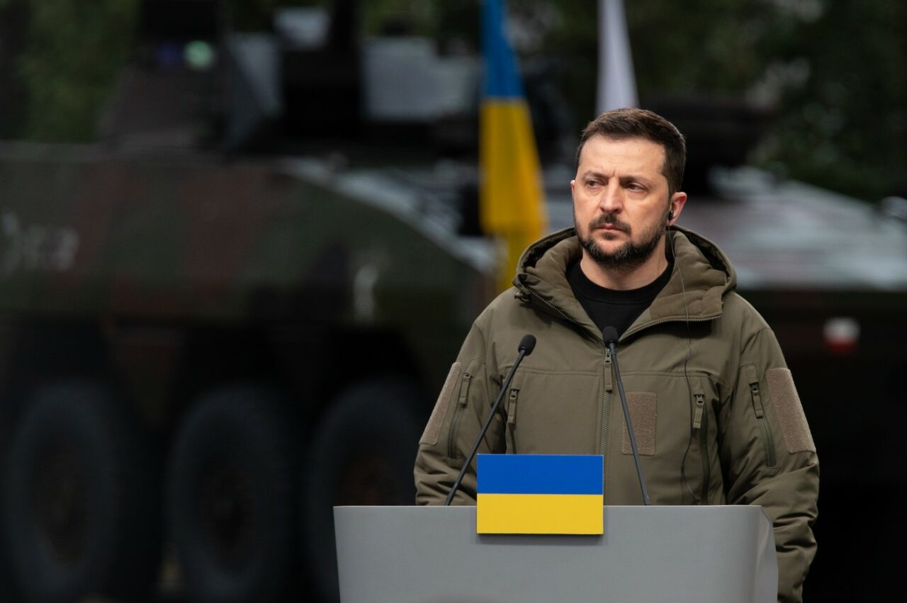 Volodimir Zelenski acuză Rusia că MIMEAZĂ o încetare a focului. Președintele ucrainean susține că Moscova nu renunță la tentativele de înaintare