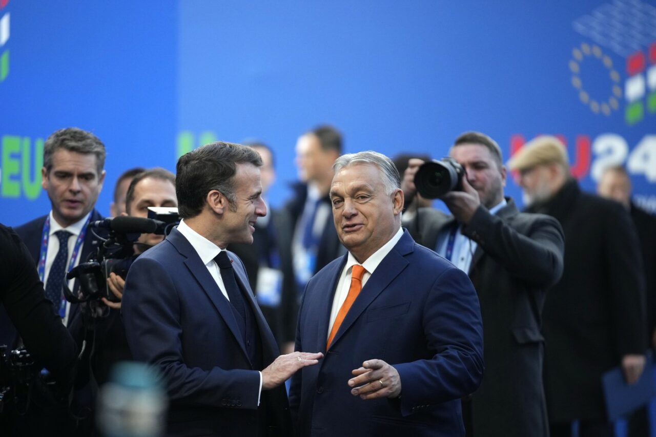 Viktor Orban se va întâlni cu Emmanuel Macron, la Paris/ Premierul ungar își consolidează relațiile DIPLOMATICE cu Administrația Trump