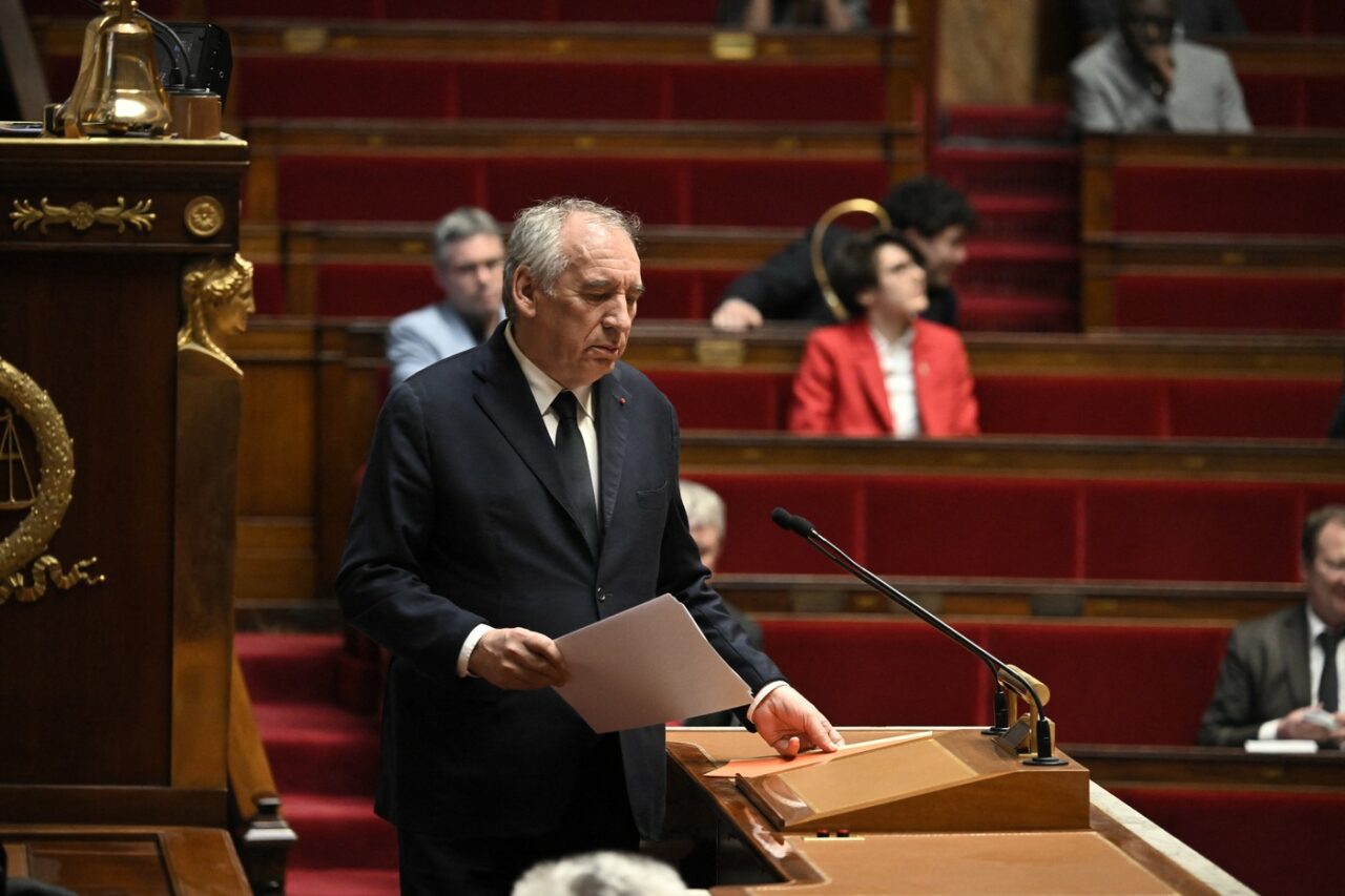 François Bayrou evidențiază capacitatea MILITARĂ a Uniunii Europene/ Premierul și-a exprimat solidaritatea cu Ucraina