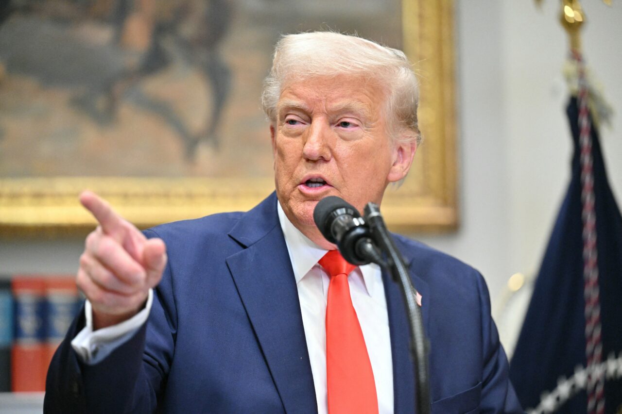 Donald Trump vrea să limiteze exporturile de produse agricole și să impună taxe vamale din aprilie