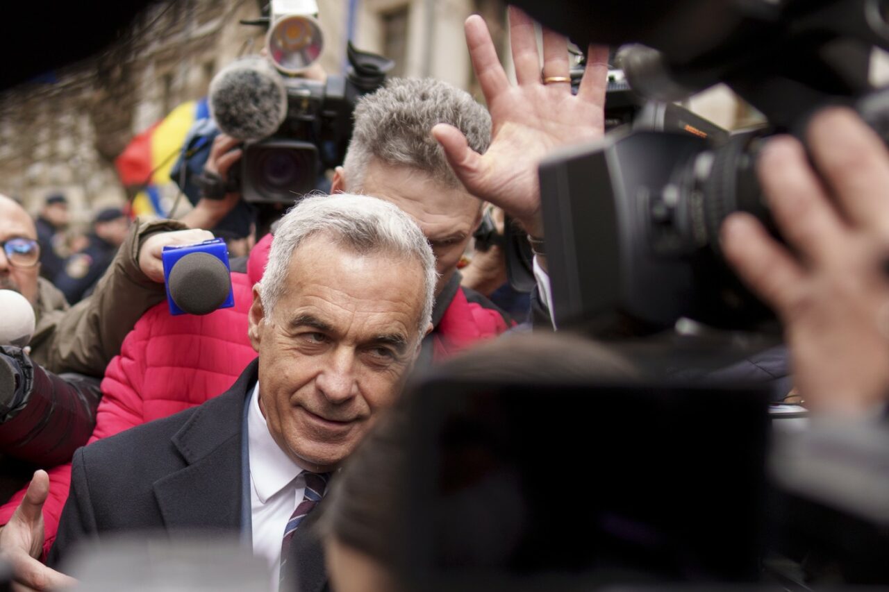 Călin Georgescu își va depune vineri candidatura pentru alegerile prezidențiale. Politicianul suveranist este sub control judiciar pentru 60 zile