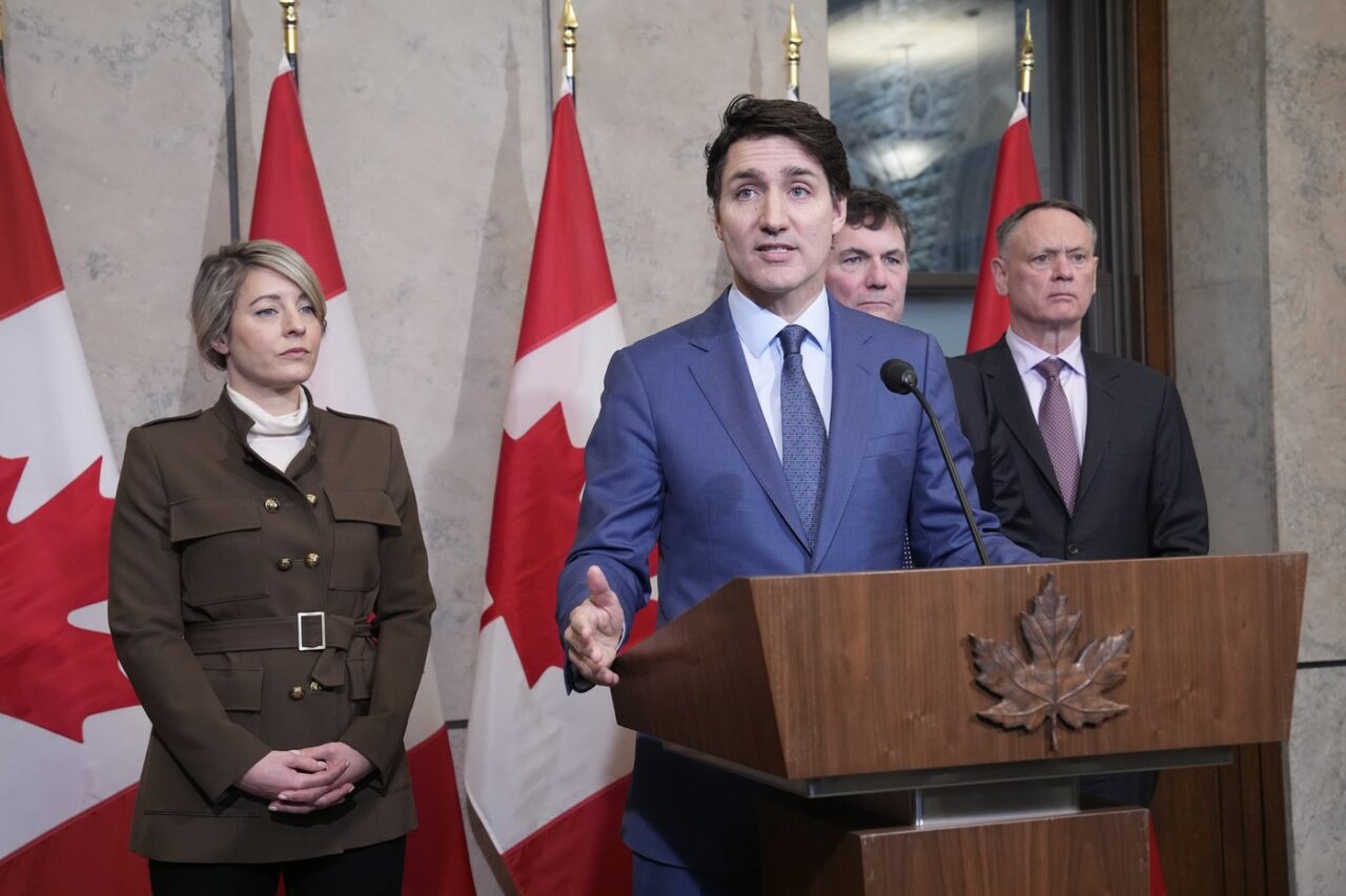 Justin Trudeau îl amenință pe Donald Trump: Canada nu va fi niciodată al 51-lea stat american. Suntem canadieni, vom lupta și vom câștiga