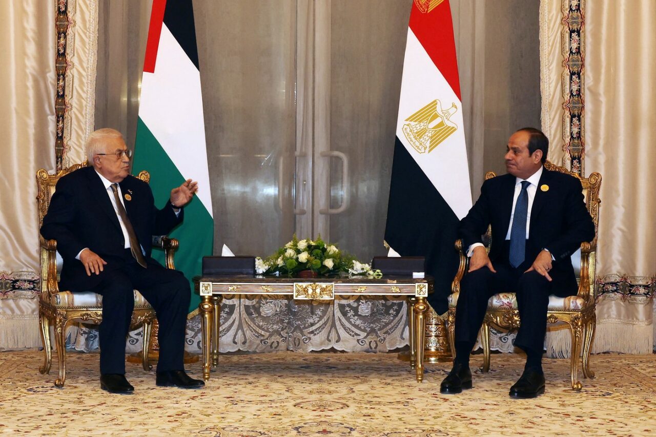 Statele arabe au prezentat un plan pentru reconstrucția Fâșiei Gaza/ Arabia Saudită solicită DEZARMAREA grupării Hamas